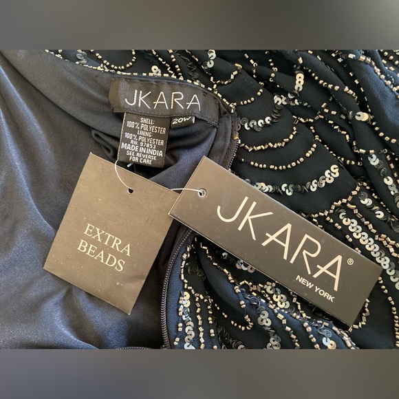 J Kara 3/4 Sleeve Scallop Beaded Pop Over Gown Navy Blue Size 20W - Picture 11 of 15